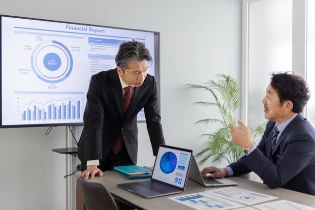 企業が管理職研修を実施する主な目的とは？